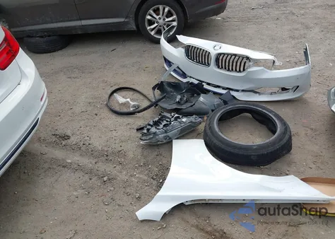 2015 BMW 328I xDrive из США, поврежденный, VIN WBA3B3G52FNT18723